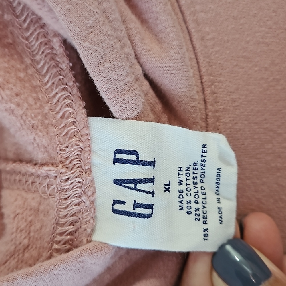 GAP Hoodie! - Picture 3 of 5